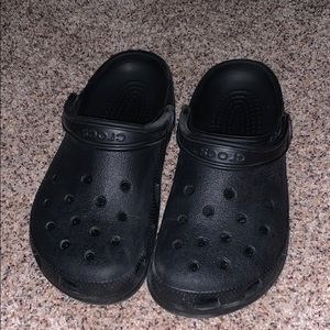 Black Crocs